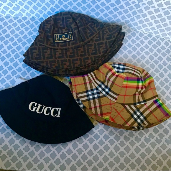 BUCKET HAT - Picture 2 of 12